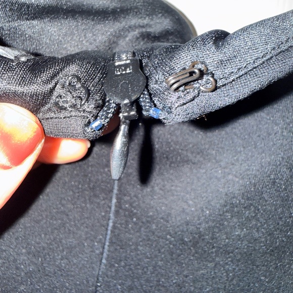 NWT Lulu's Classic Black - Off the Shoulder Classic Evening Dress - M - Picture 7 of 10